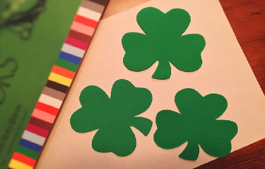 multiple shamrocks